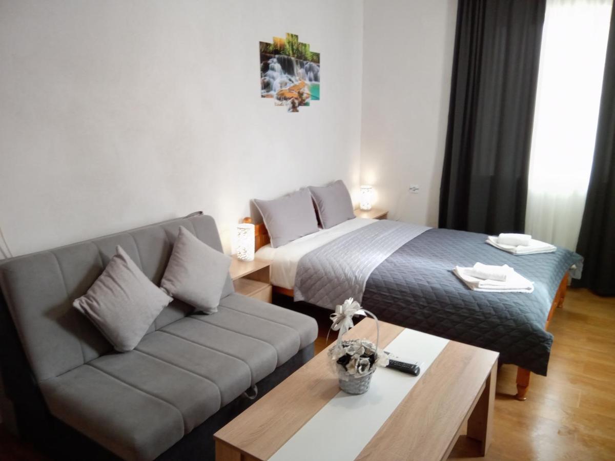 Holiday Guest House Kemo 사파레바바냐 외부 사진