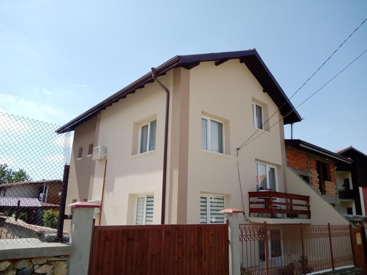 Holiday Guest House Kemo 사파레바바냐 외부 사진