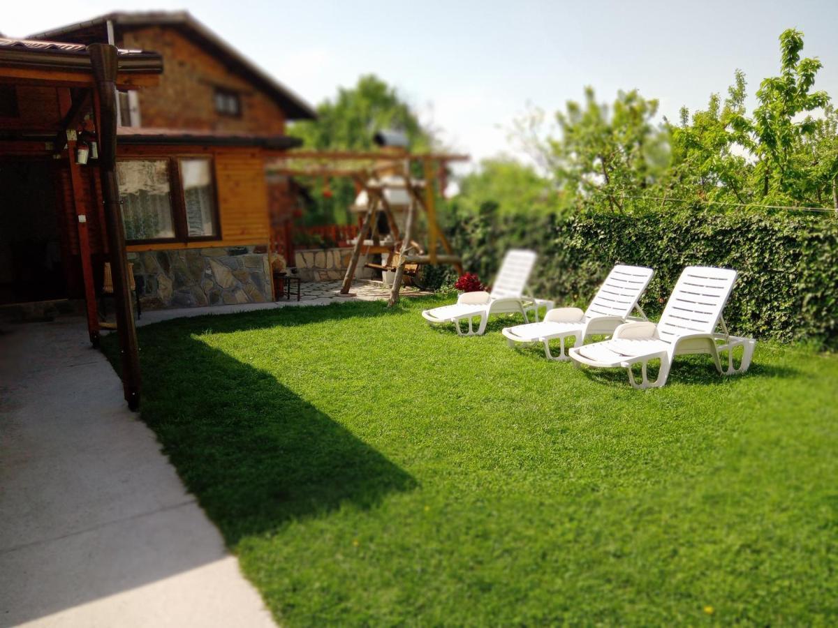 Holiday Guest House Kemo 사파레바바냐 외부 사진