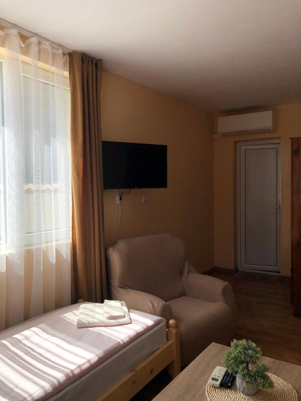 Holiday Guest House Kemo 사파레바바냐 외부 사진