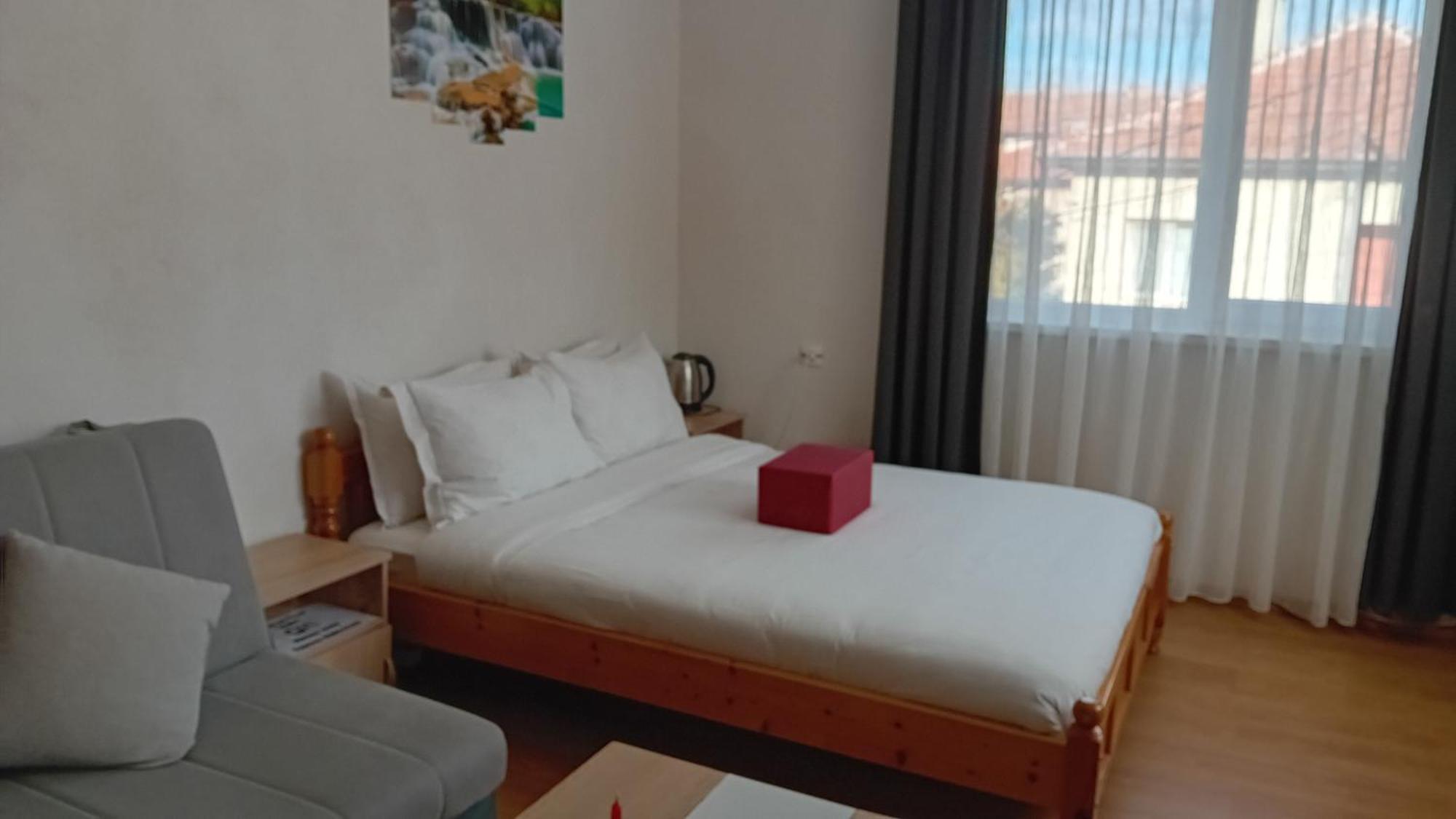 Holiday Guest House Kemo 사파레바바냐 외부 사진